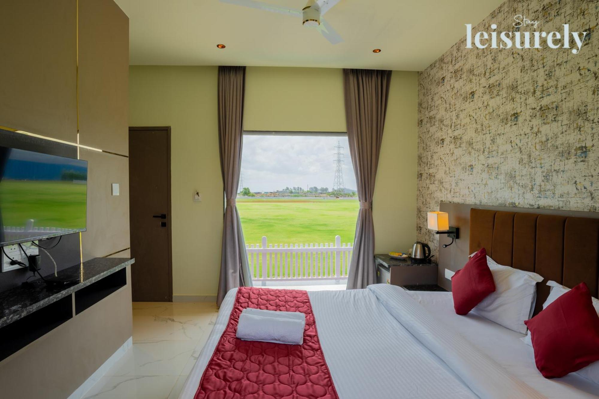 Stay Leisurely - Pavilion By The Hills, Lonavala - Stadium View Rooms Exterior foto